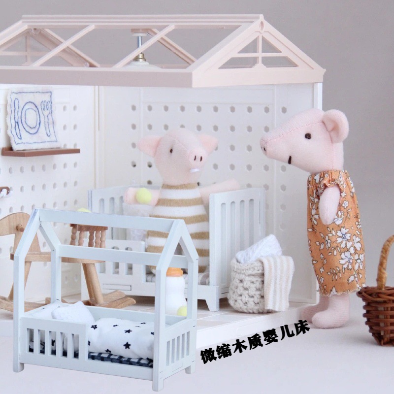 Lit de bébé miniature en bois  - Baby Nursery Age avis et prix