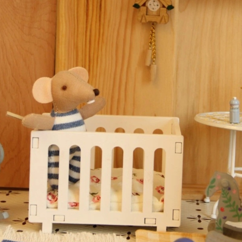 Berceau miniature en bois à l' - Baby Nursery Age avis et prix