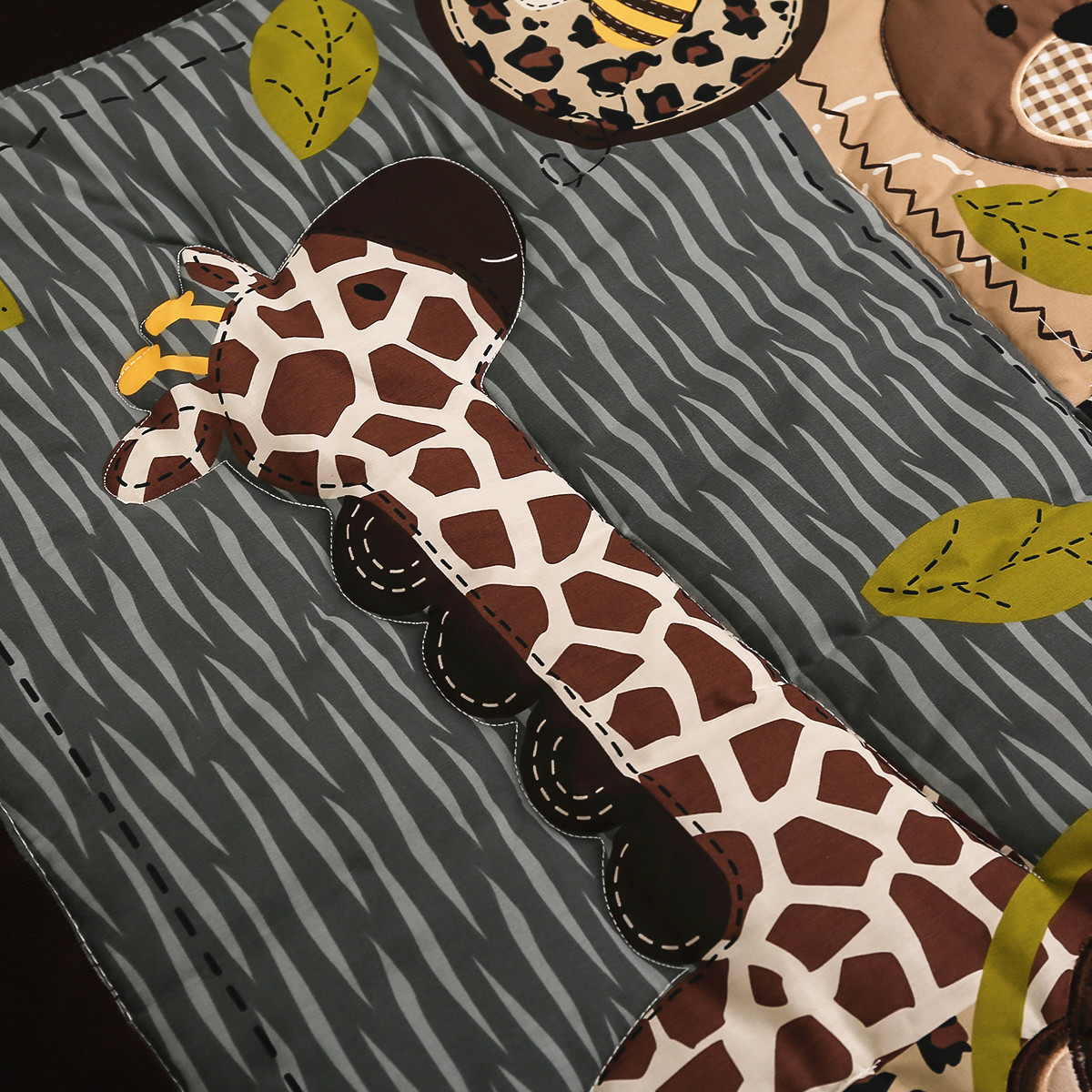 Parure de lit brodée pour nouv - Baby Nursery Jungle Animals avis et prix
